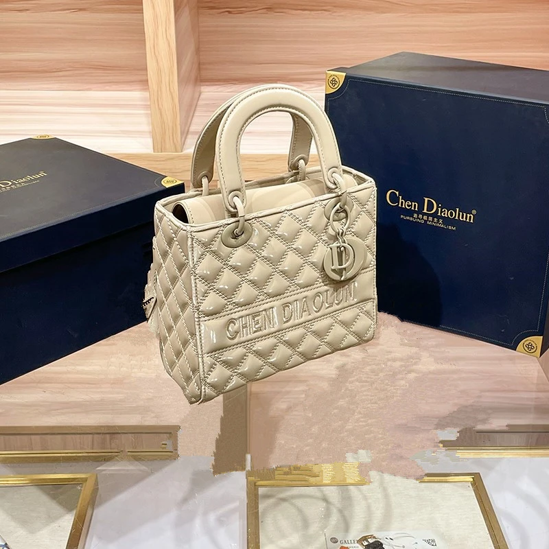 轻奢包包手提包2024秋冬新款气质高奢手拎包单肩斜跨包高级盒子包