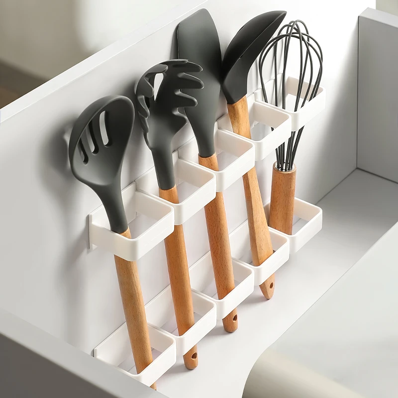 日式入户家用壁挂免打孔放雨伞收纳架厨房厨具清洁刷卷发棒置物架