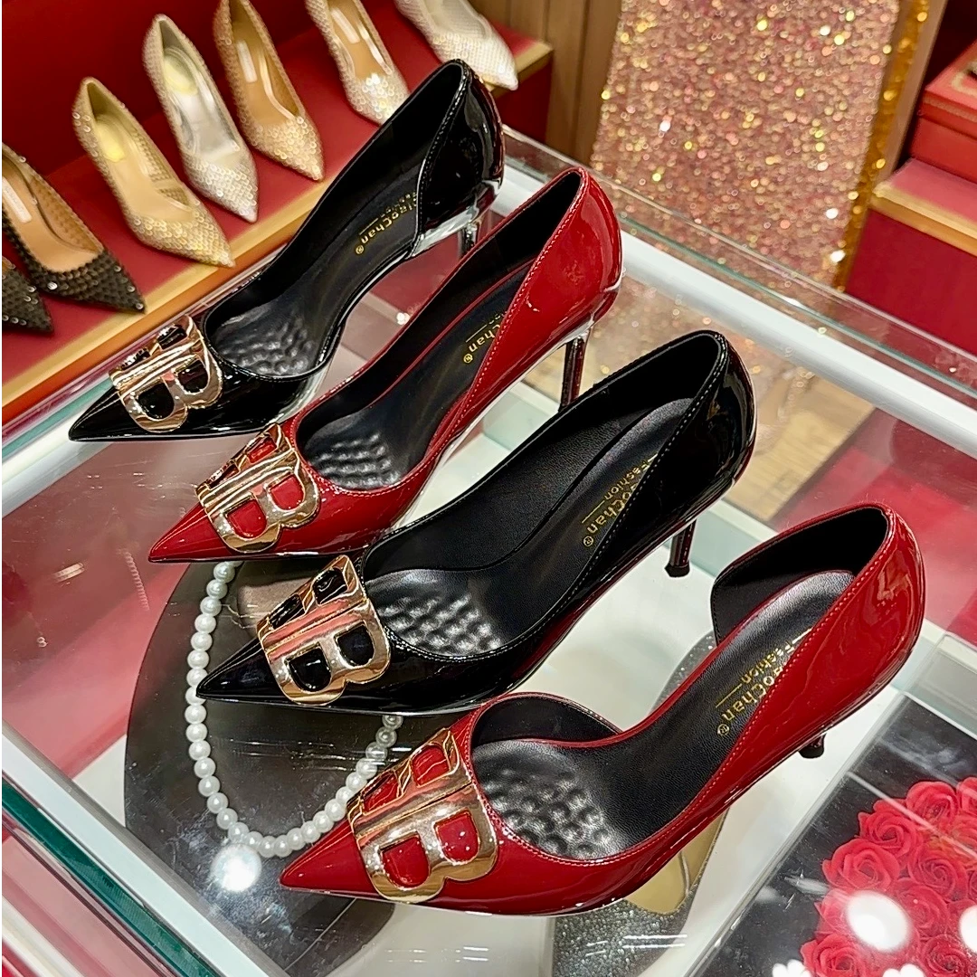 2024秋黑色高跟鞋女细跟尖头浅口单鞋舒适百搭气质金属字母高跟鞋