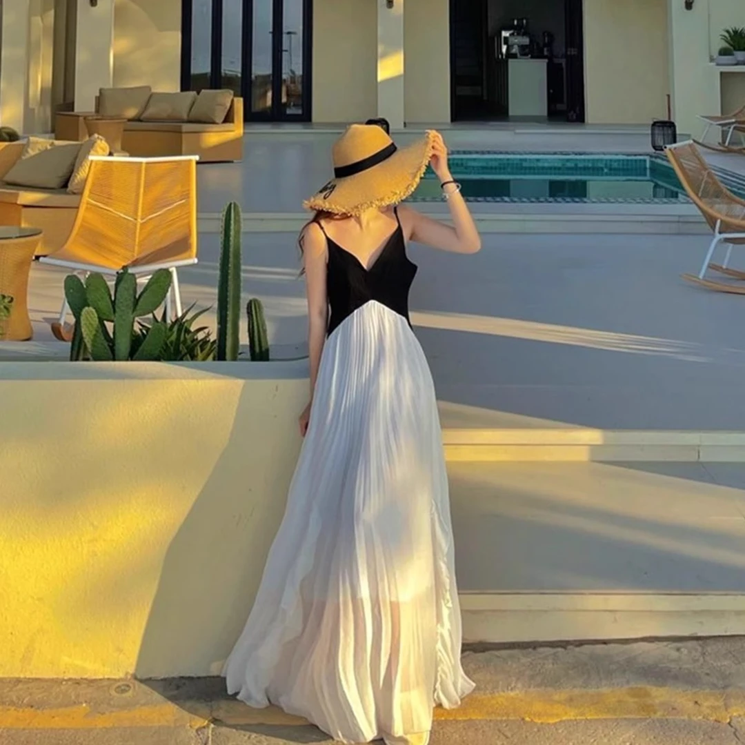 海南三亚海边度假超仙长裙云南丽江法式吊带连衣裙泰国旅游沙滩裙