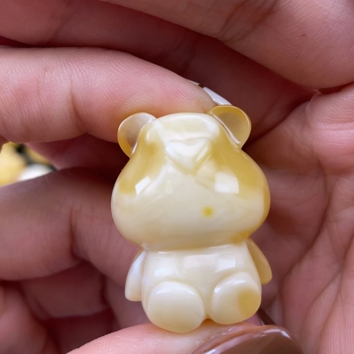 琥珀裸石未镶嵌蜜蜡
