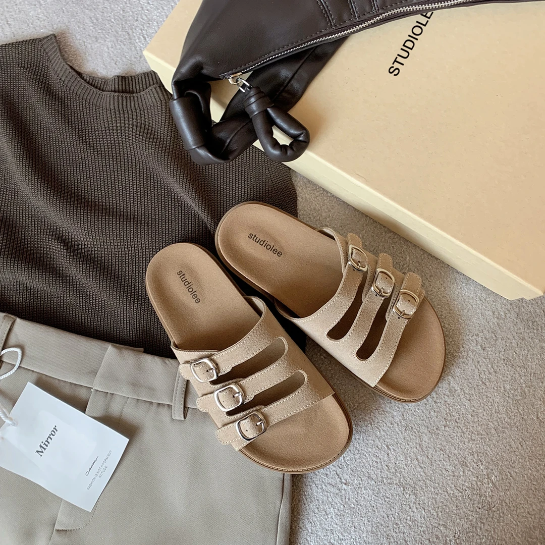 葡萄妈studiolee 时髦三排扣带百搭休闲风厚底外穿露趾勃肯拖鞋女