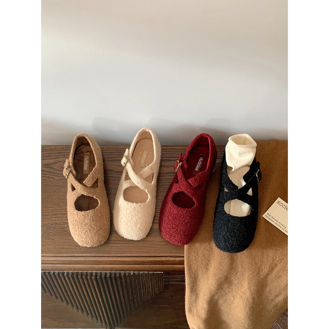 【早上专享】葡萄妈studiolee软萌圆头交叉扣带绒面毛毛玛丽珍单鞋