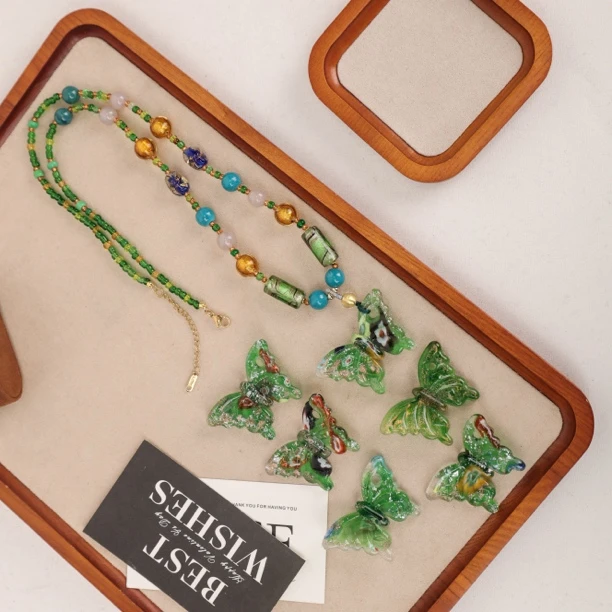 合金项链 LZ2224 绿色万花蝴蝶吊牌随机色琉璃项链