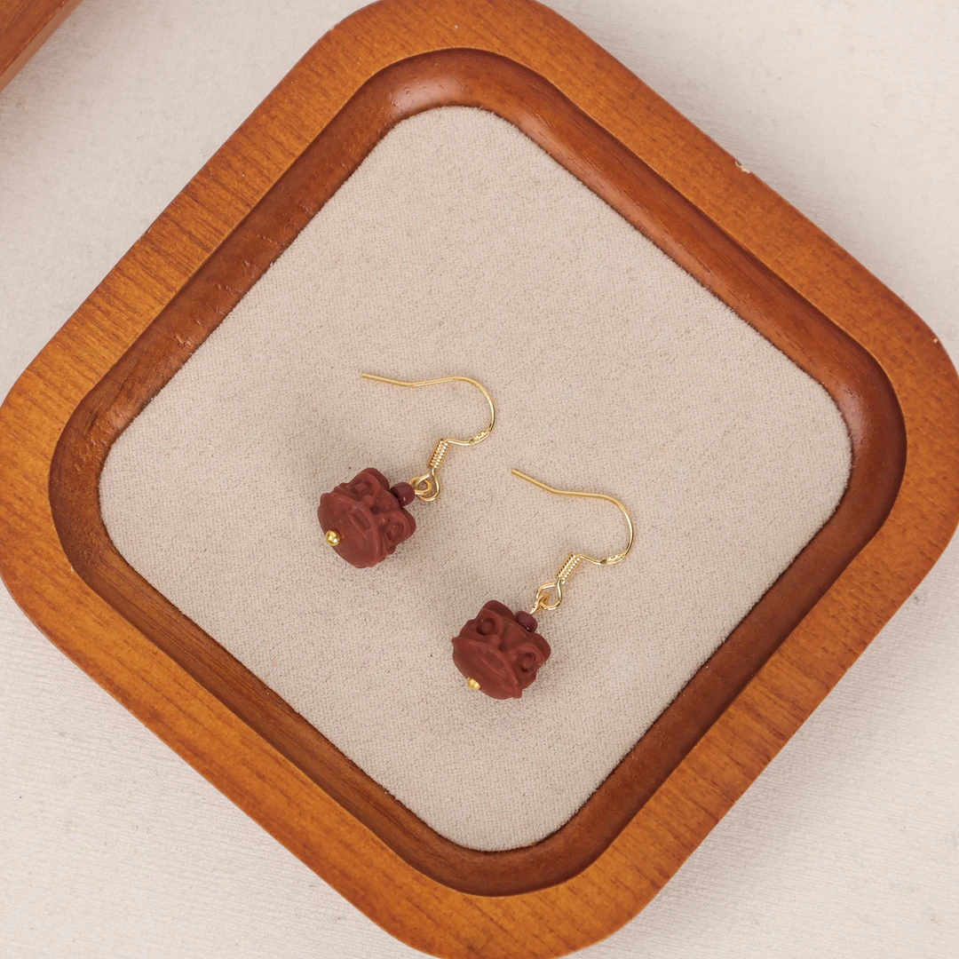 NH056 南红玛瑙醒狮耳环 多样性发其一