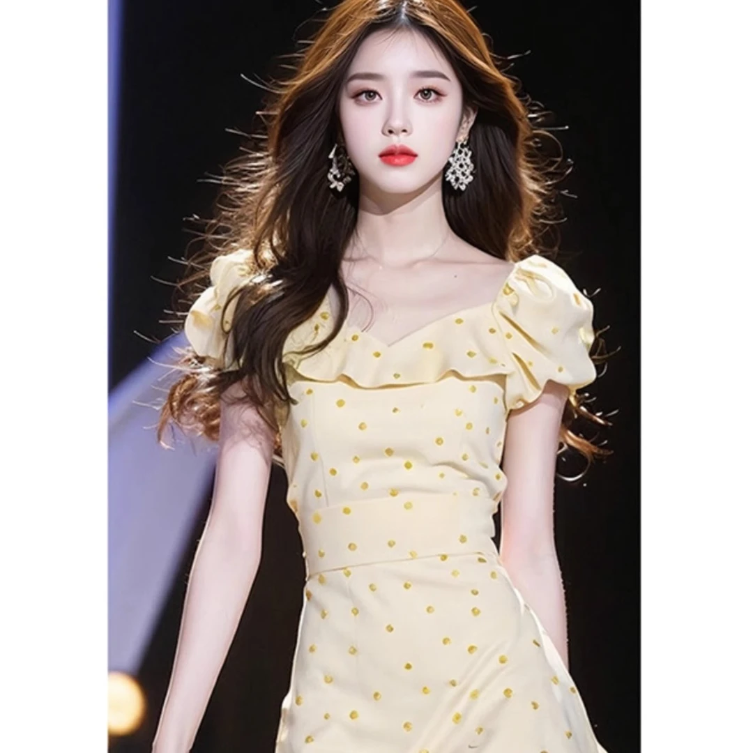 彩色艺术生茶歇法式小众设计初恋清纯奶甜公主显瘦连衣裙子女夏装