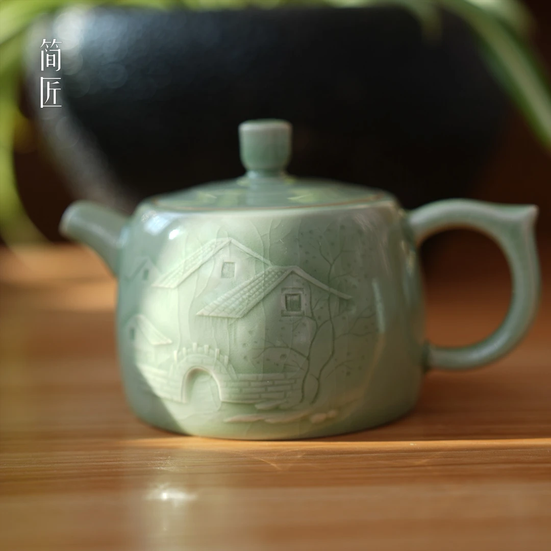 简匠 汝窑当代故乡主题高端手刻井栏壶冰裂纹开片可养匠人汝瓷壶