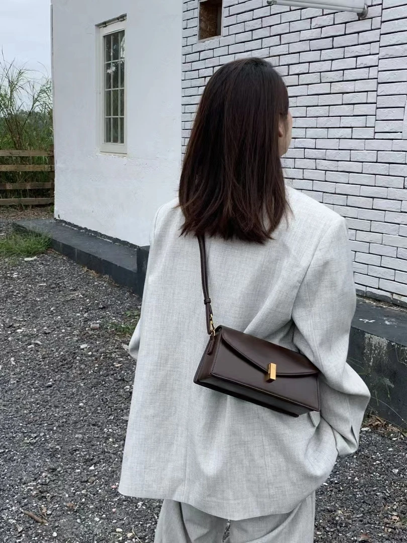 定制轻奢秋冬小众设计款百搭气质腋下斜挎包＃L-81985