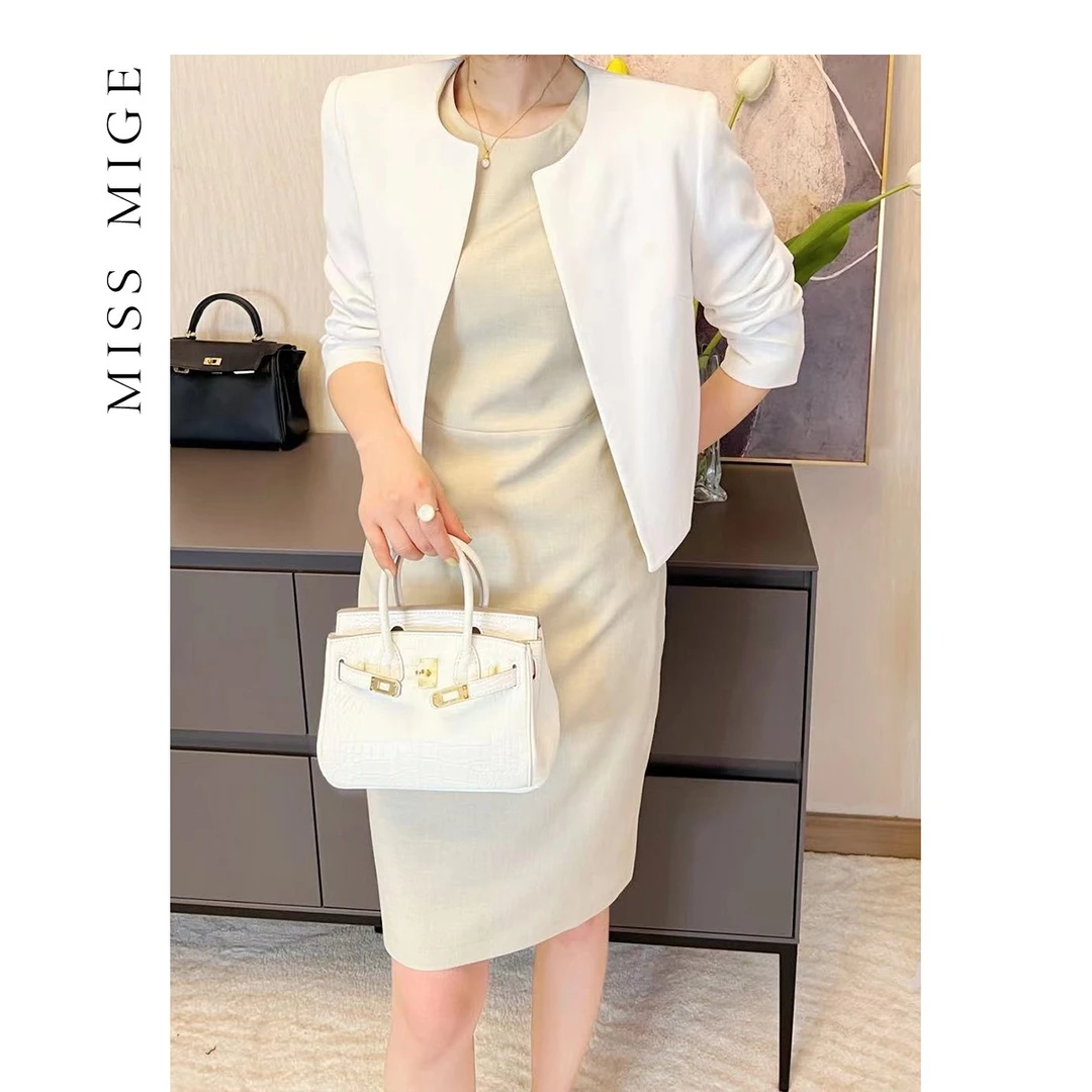 V921高级感白色正装职业装西装外套女小个子工作服修身公务员面试