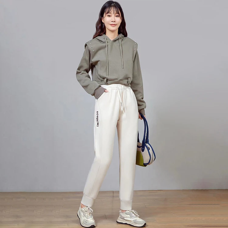 2024新款防风运动裤双面绒宽松休闲裤加绒加厚束脚卫裤子白色大码