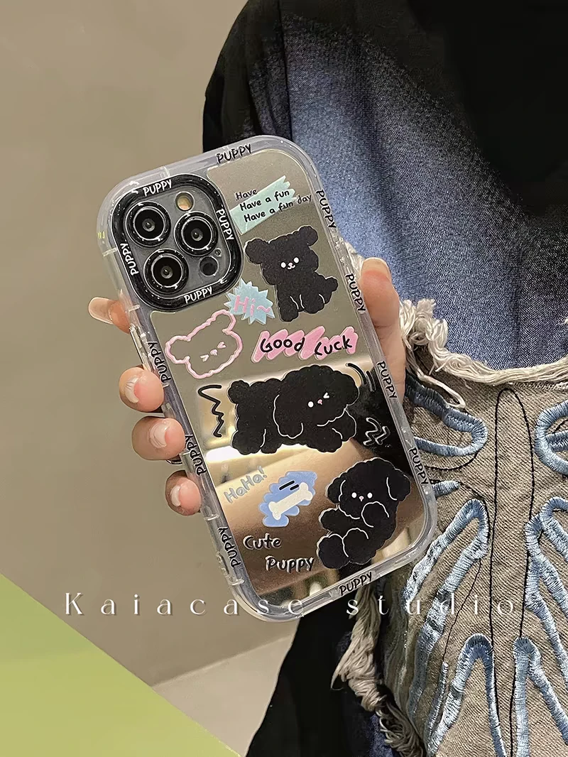 日韩卡通黑色小狗适用苹果14promax手机壳iphone15新款13补妆镜面