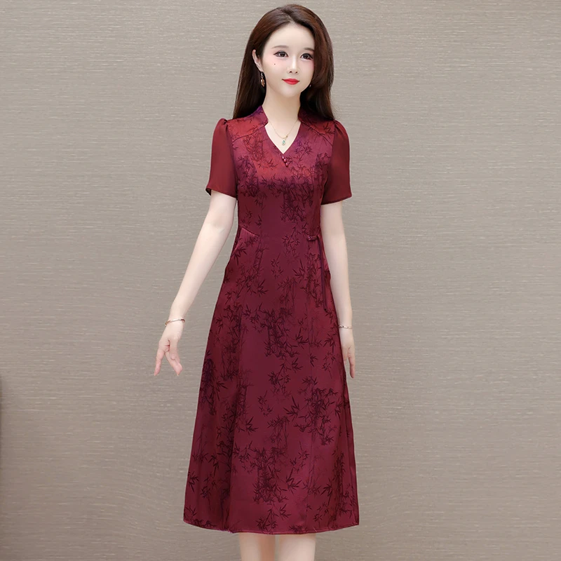 高级感连衣裙2025年夏季新款高贵上档次女装拼色收腰修身洋气裙子