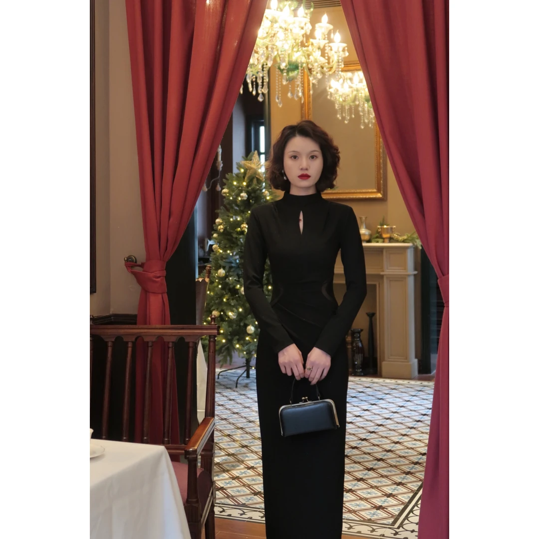 彩彩家【冰岛美人】复古日常气质修身显瘦黑色知性优雅时尚冬连衣