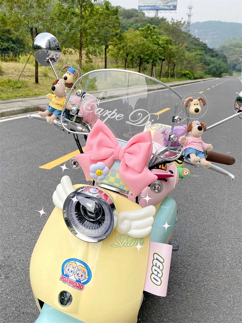 爱玛电动车装饰可爱蛋蛋闪耀雅迪改装纸挂钩复古挡风板贴纸挂钩