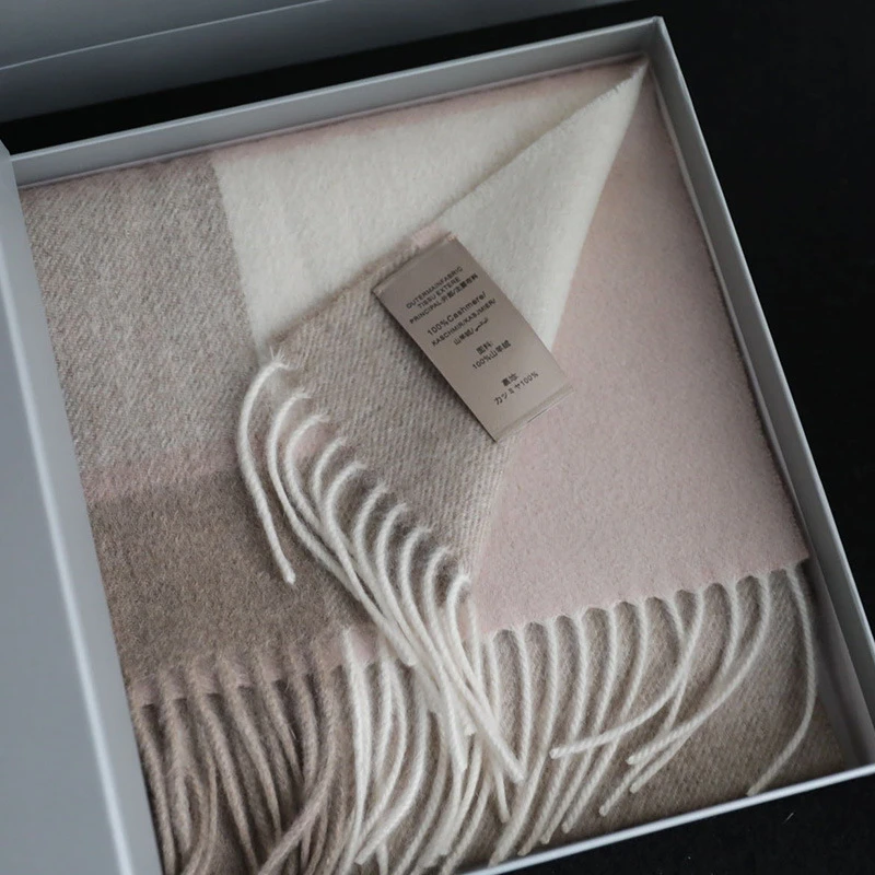 日本北海道白绒Cashmere纯高档情侣百搭盒装情侣款男女保暖经礼物