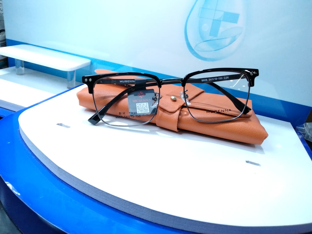 百搭眉毛眼镜框商务款男女必备款