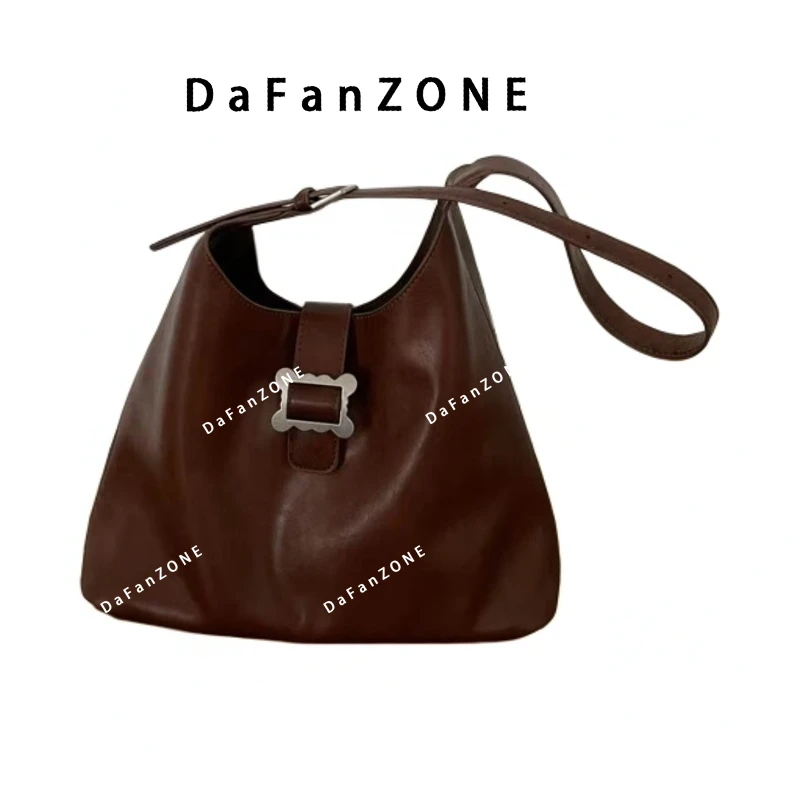 【芝麻集】SK-92211-1-复古焦糖RAIN.CUN简约百搭腋下斜跨轻奢女包