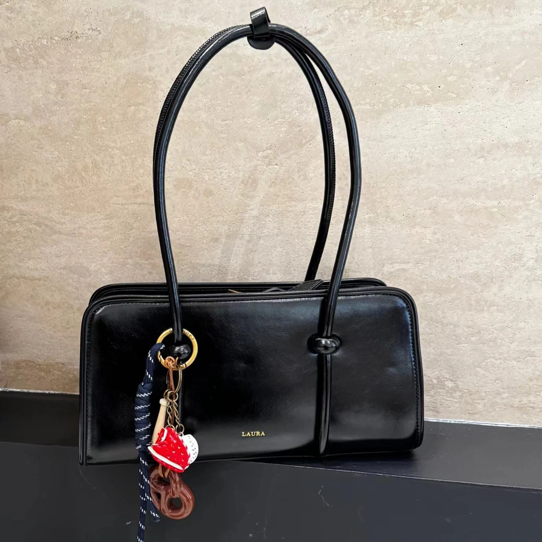 【芝麻集】SD-5051-黑色RAIN.CUN简约腋下斜跨轻奢女包