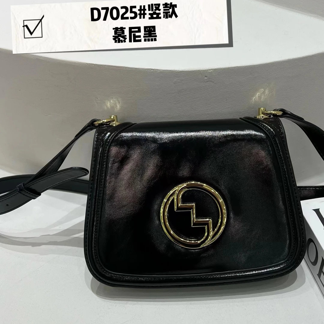 【芝麻集】ZT-D7025-慕尼黑RAIN.CUN夏季新款腋下斜跨轻奢女包