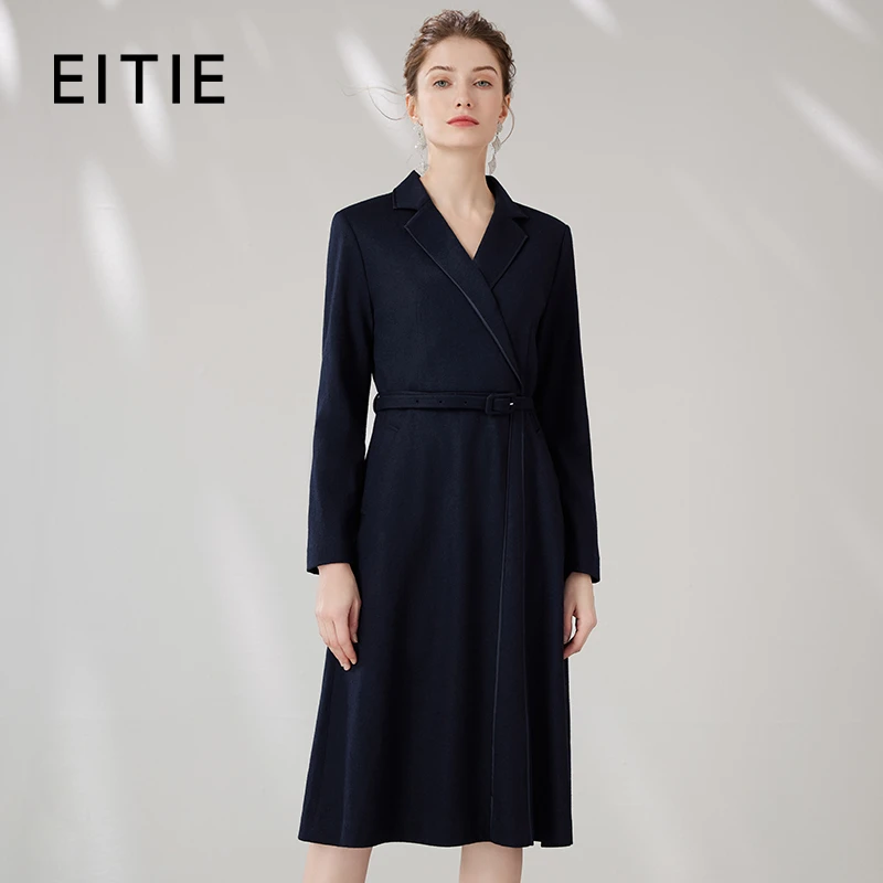 EITIE爱特爱冬季新款气质翻领复古显瘦收腰中长款连衣裙7207910