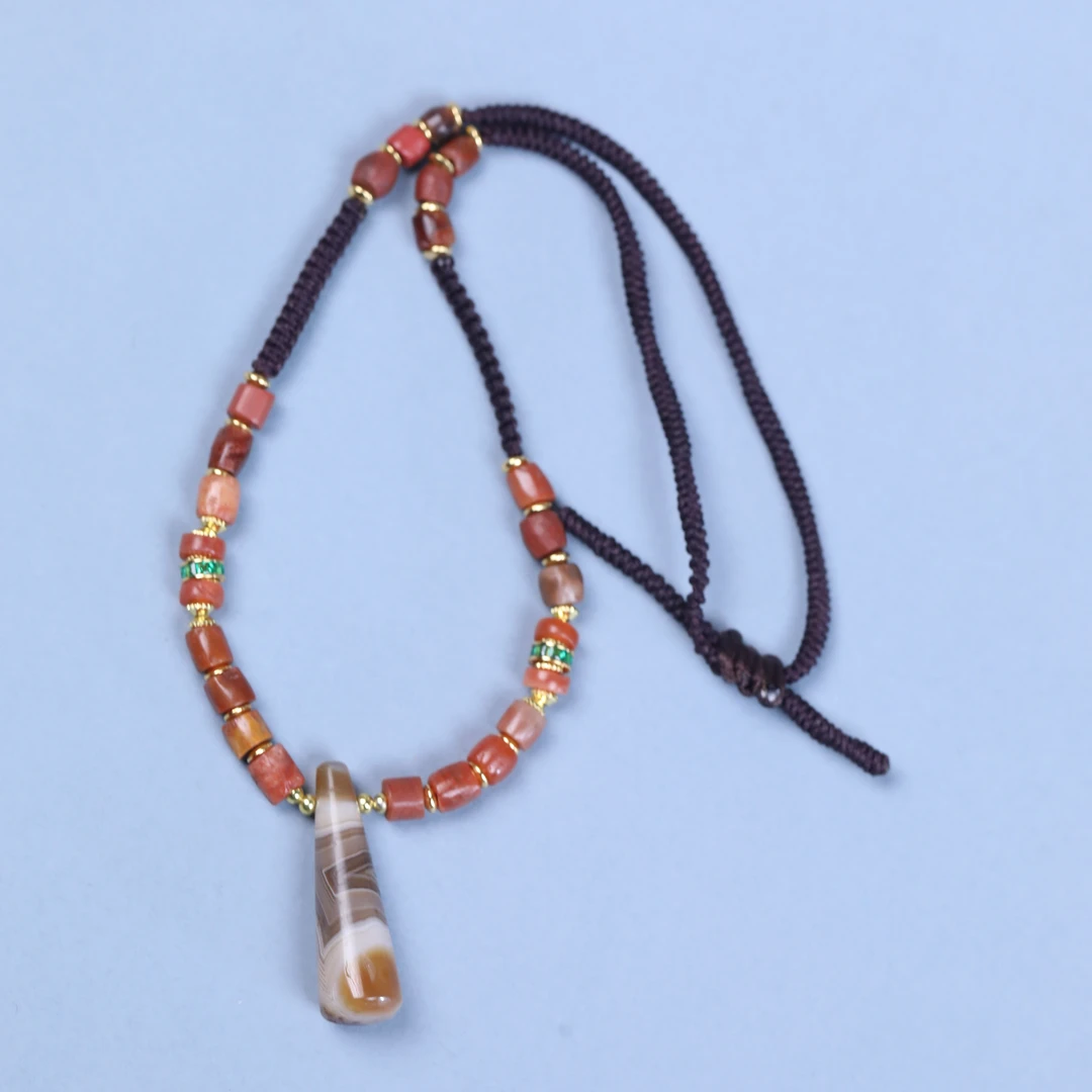 精品玛瑙玉髓项链吊坠到代玛瑙