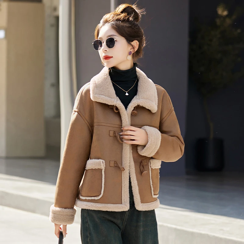 美拉德咖色皮毛一体外套女2024冬新款爆款韩系短款加绒加厚机车服