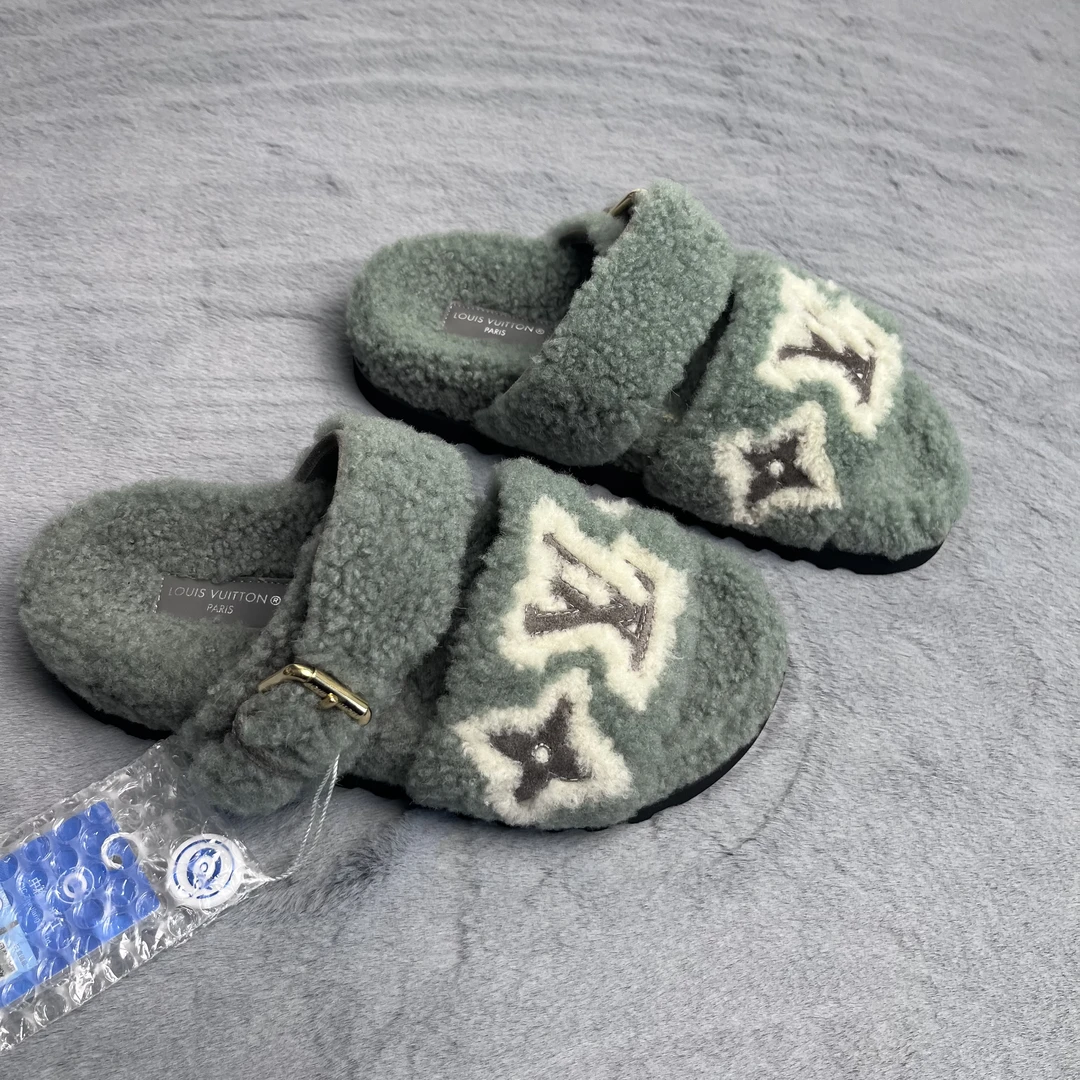 99新 LouisVuitton/路易威登 36码！paseo泰迪一字带凉拖鞋墨绿色