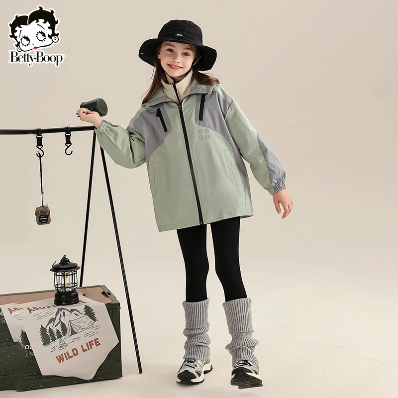贝蒂防水女童冬季三合一冲锋外套2025新款春秋款儿童上衣潮24704