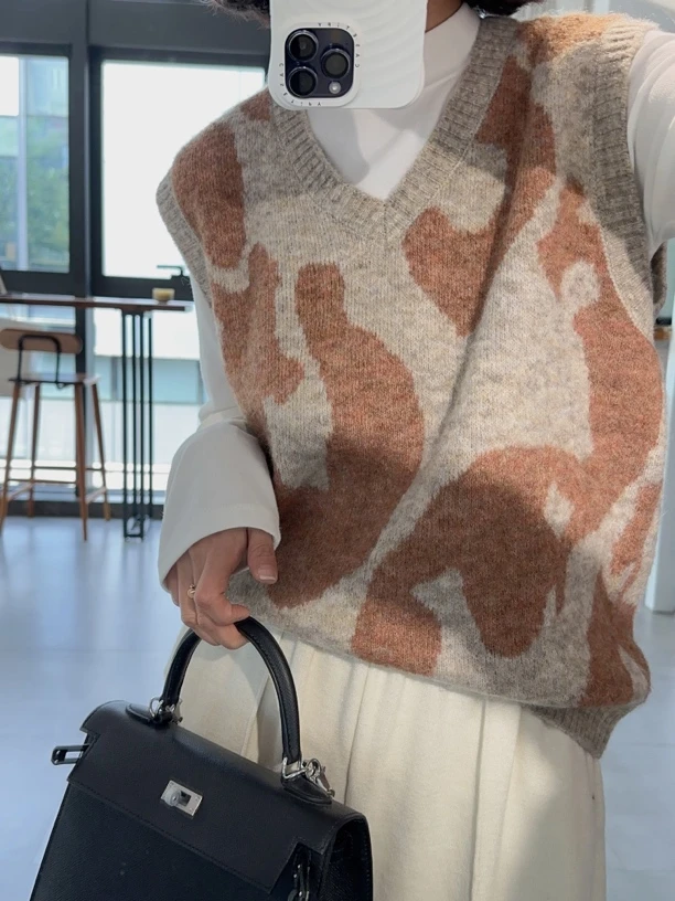 CHA MA GO DO07790|斑马纹秋季百搭复古氛围感渲染休闲针织背心