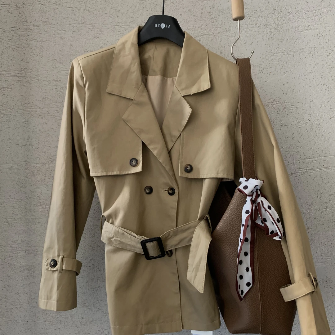 【 雨•美 推荐 】2981卡其色英伦风气质收腰短裤风衣