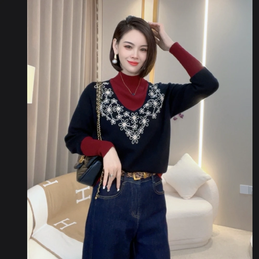 权燕 16# 半高领假两件秋冬撞色提花时尚毛衣