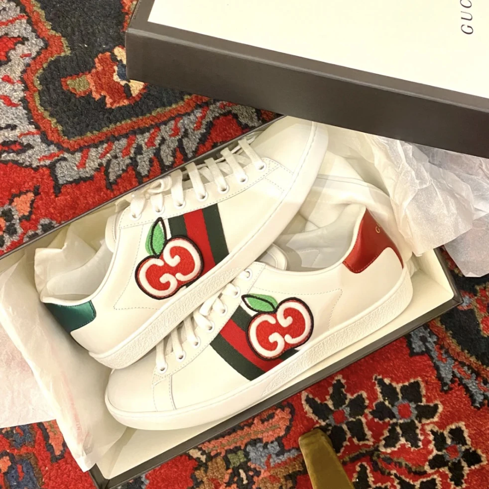 全新带盒古驰Gucci苹果刺绣小白鞋