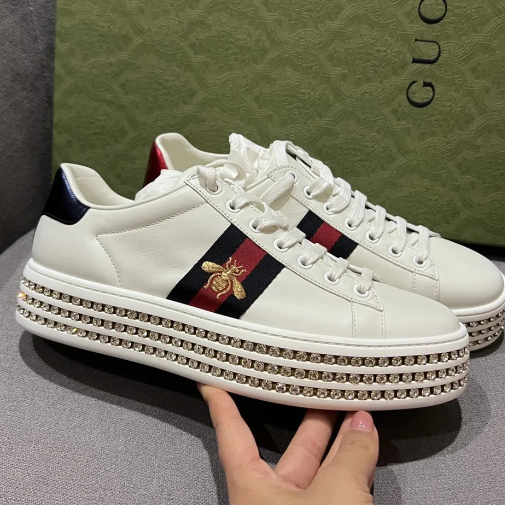 全新未使用 GUCCI/古驰 全新闲置 古驰Gucci 金蜜蜂 带钻松糕鞋