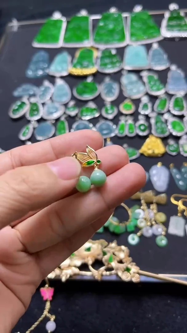 【闪购商品】翡翠颈饰14K金镶嵌1