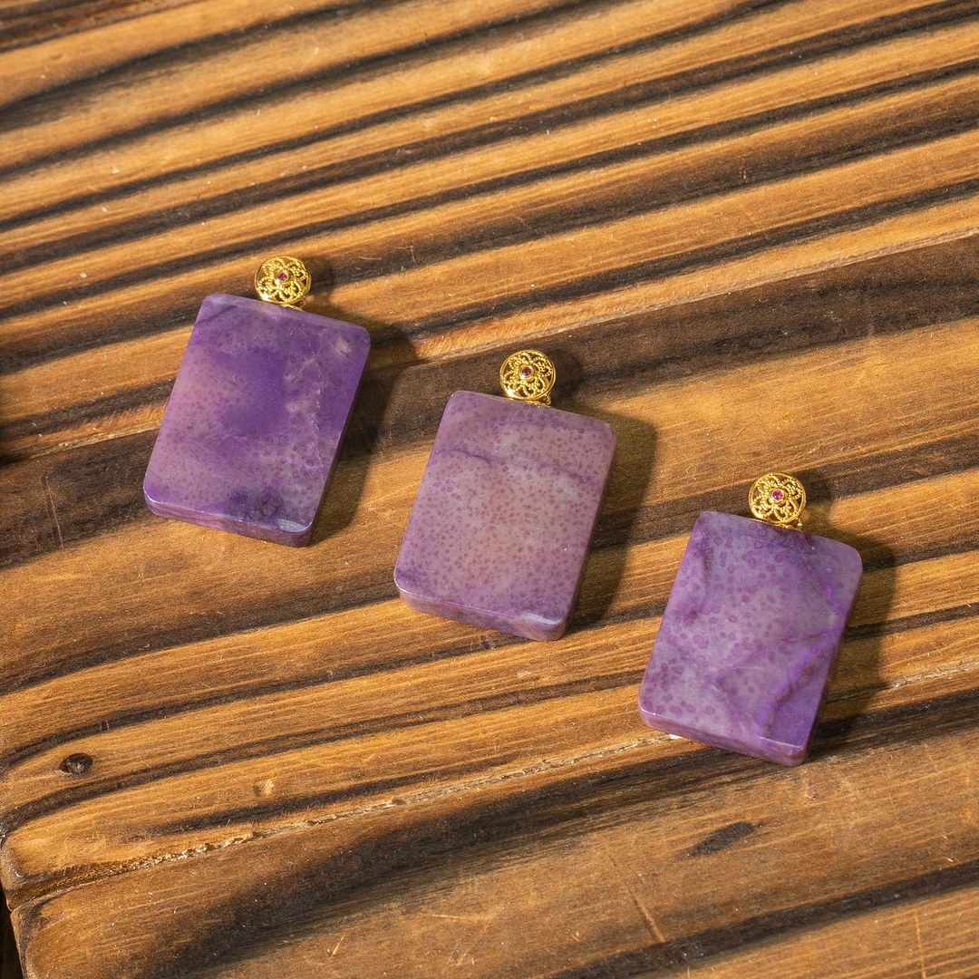 18K金舒俱来方牌吊坠/多样性发一件/P5504