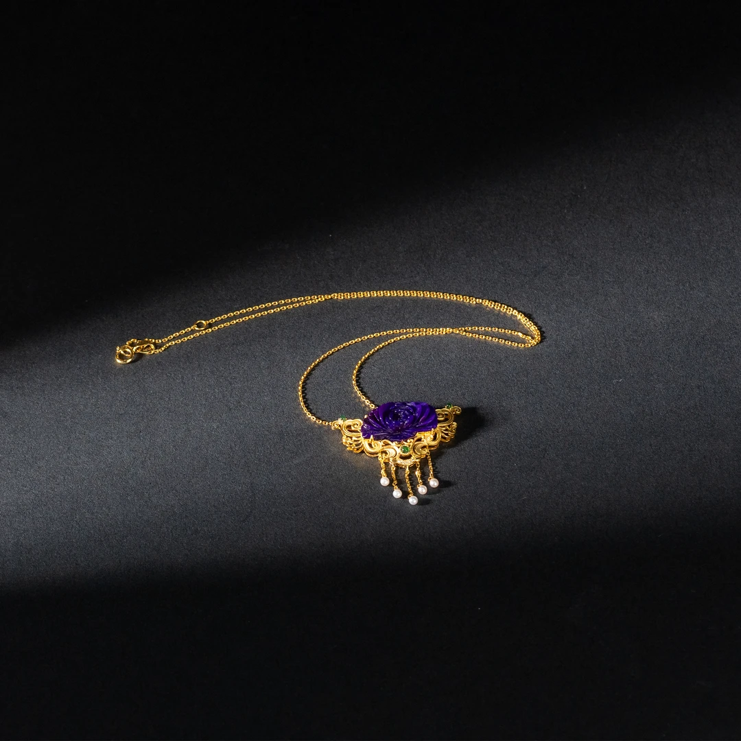 世间臻宝-18K金舒俱来花吊坠/多样性发/P4751/