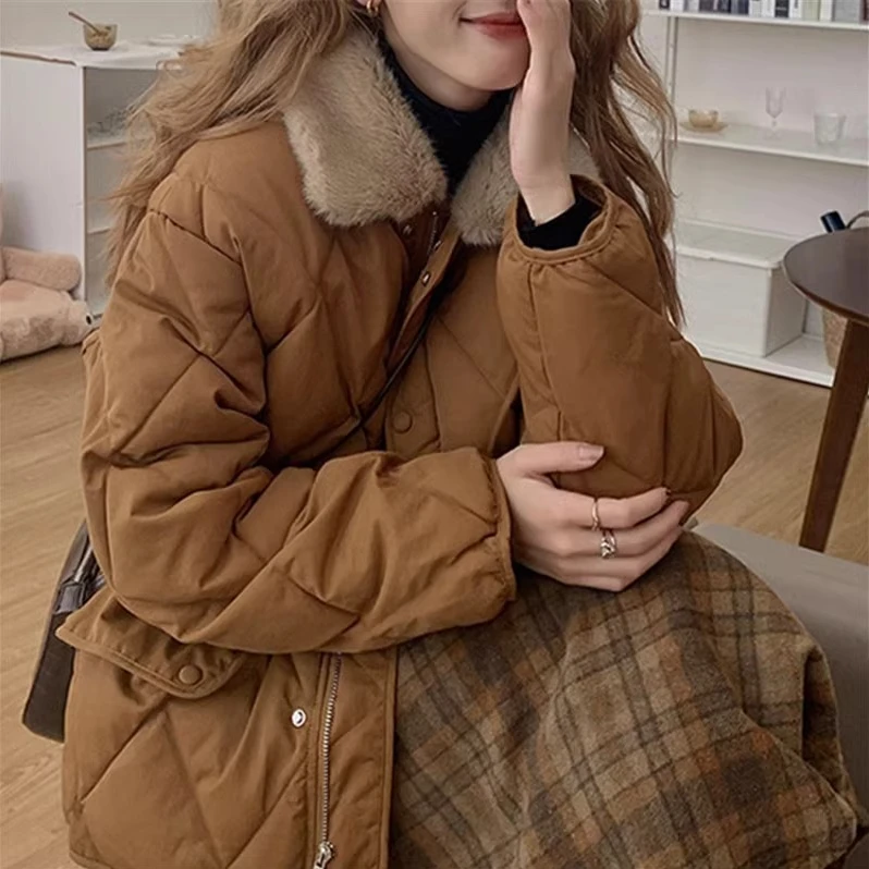 设计感拼接轻薄菱格棉服女秋冬新款韩版chic休闲保暖棉袄外套上衣