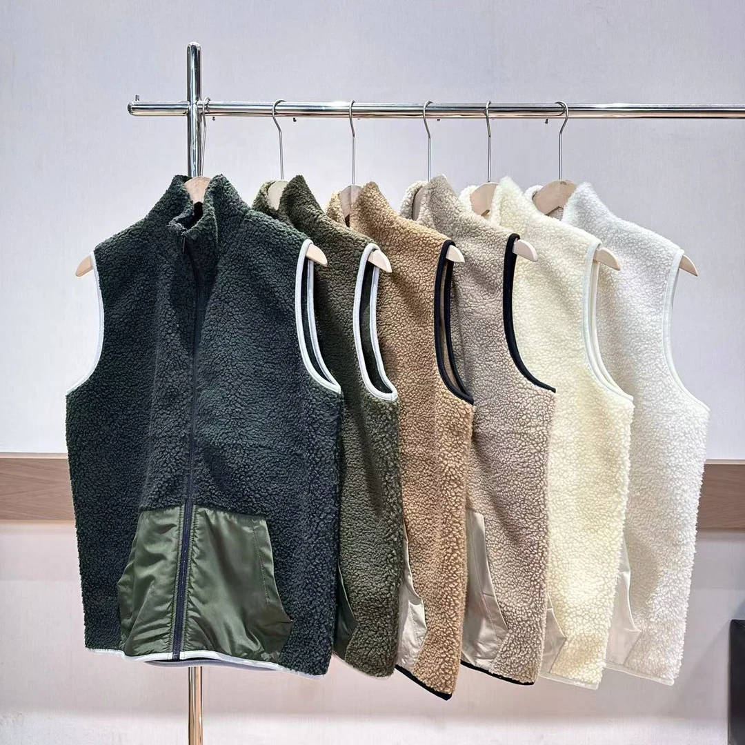 JJ 羊羔绒秋冬情侣款休闲马甲背心 DM24F163