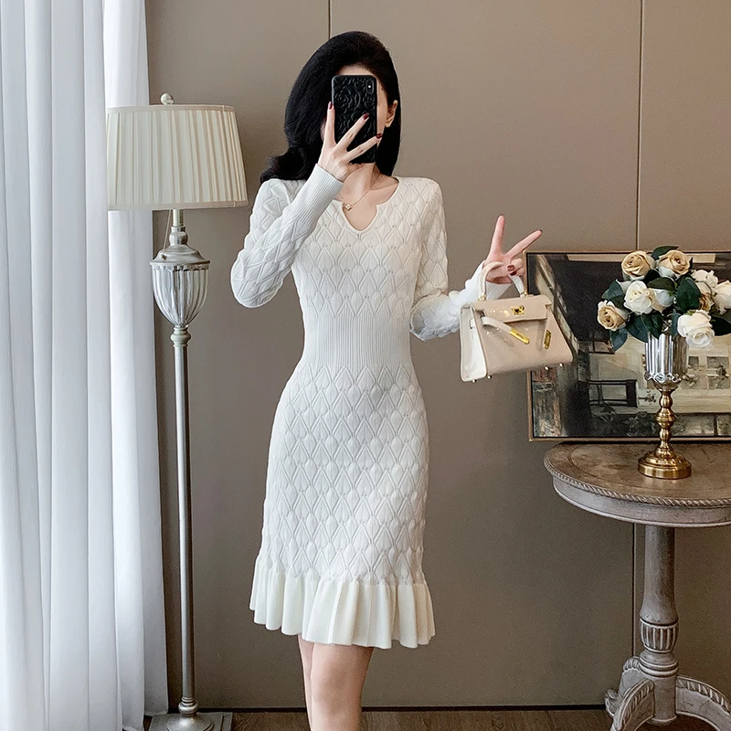 红人上新小香风毛衣裙女秋冬季新款加厚针织内搭连衣裙显瘦打底裙