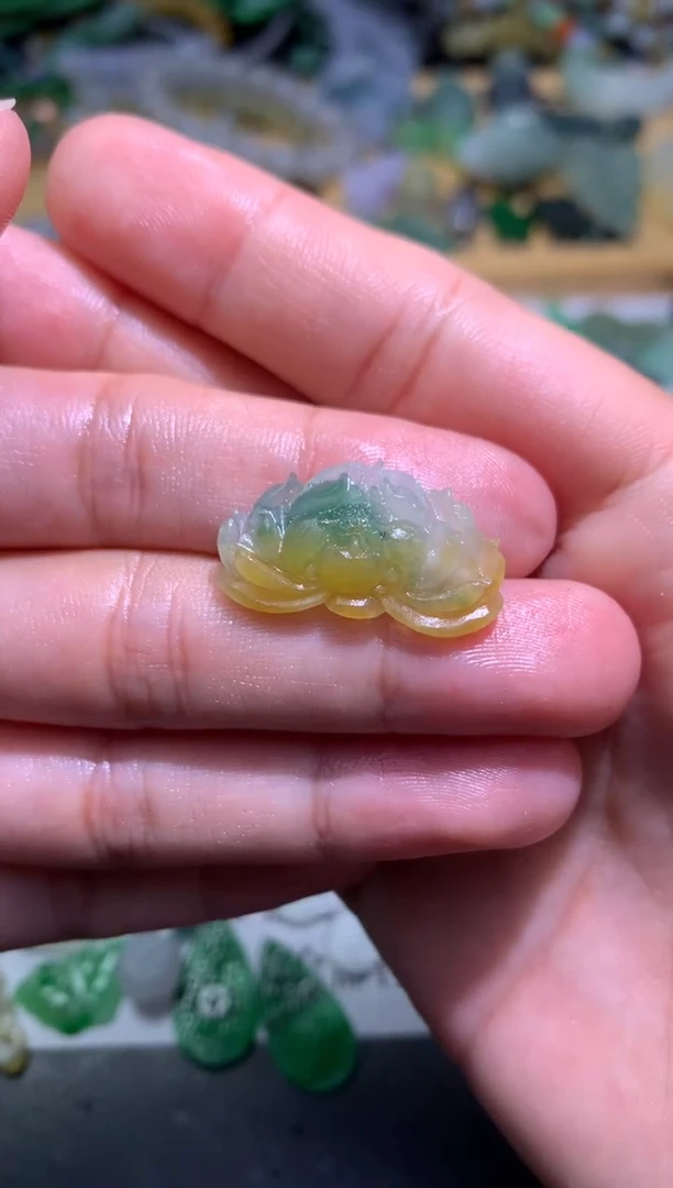 【闪购商品】定制翡翠未镶嵌毛货