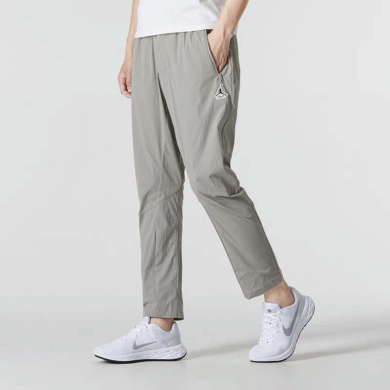 耐克Nike Air Jordan男子薄款运动休闲轻薄梭织刺绣长裤DM9929