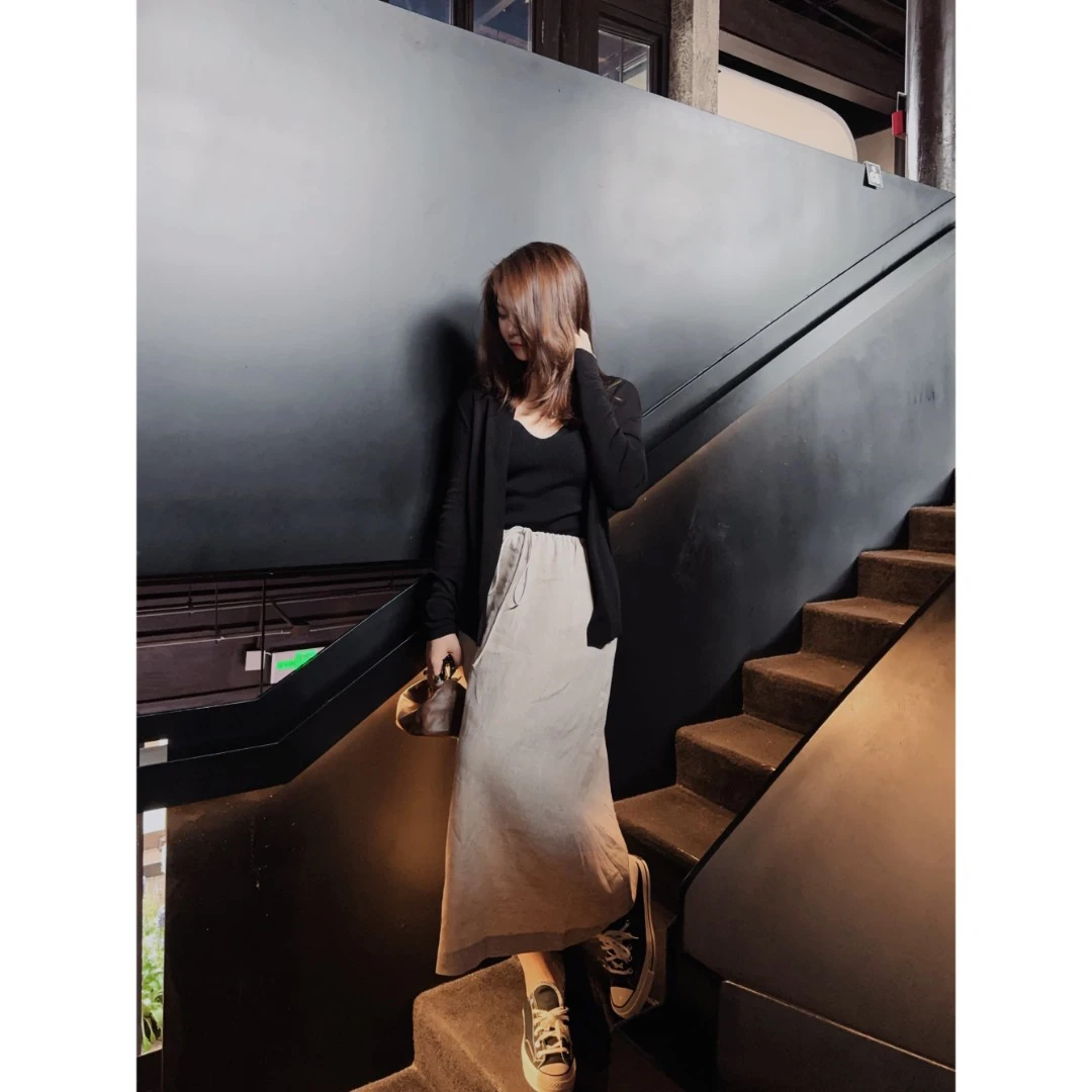 OSENSO“唯美感”小众设计感夏日亚麻新品轻盈舒适半身裙QZ240345