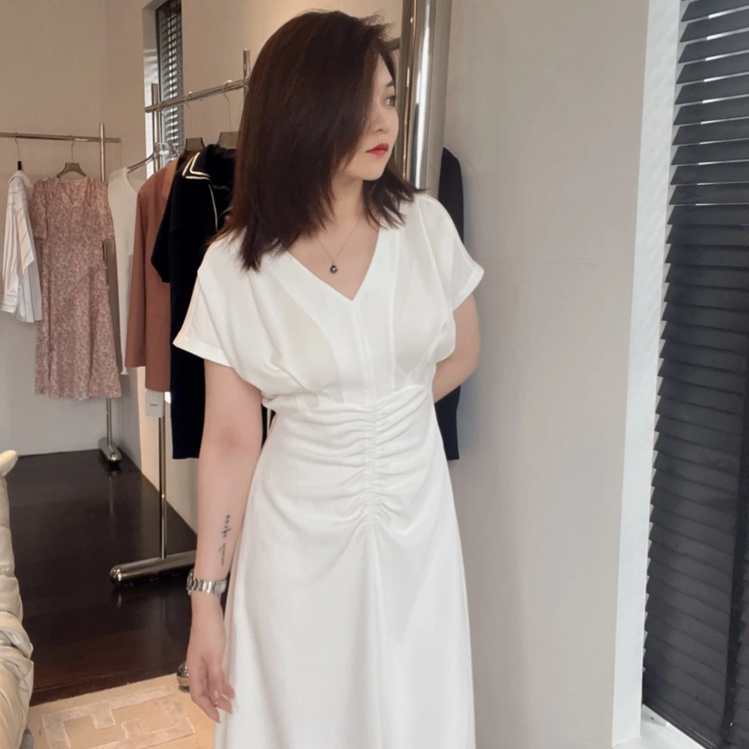 OSENSO“雅典娜”显瘦v领白色复古纯色修身醋酸褶皱连衣裙QZ052219
