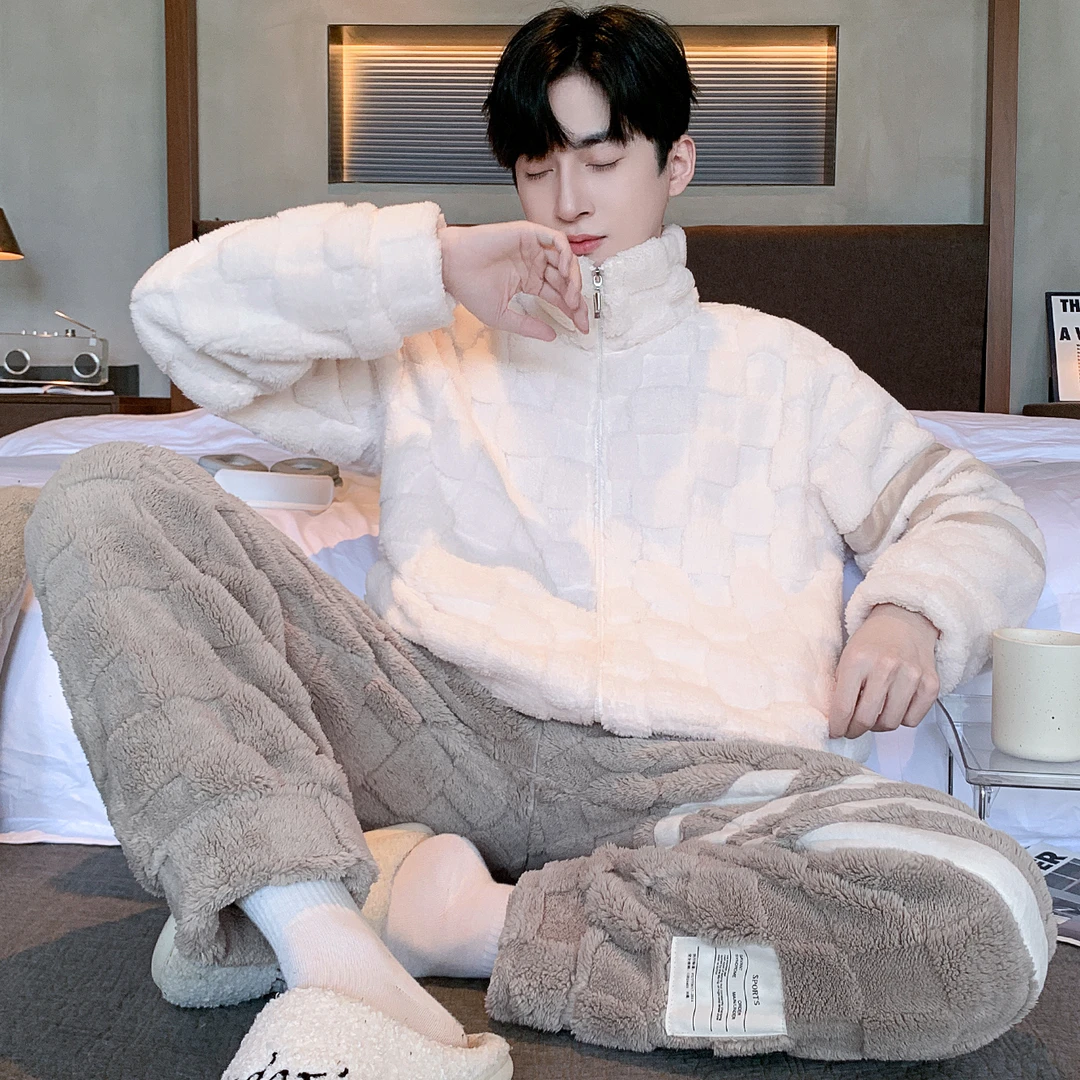 可外穿暖绒保暖法兰绒家居服秋冬新款运动风加厚加绒睡衣套装男