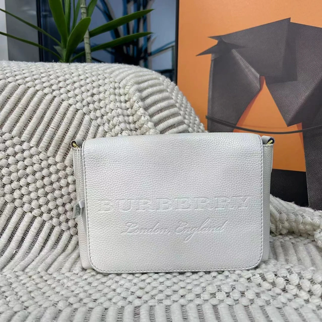95新 BURBERRY/博柏利 巴宝莉白色单肩斜挎单肩包