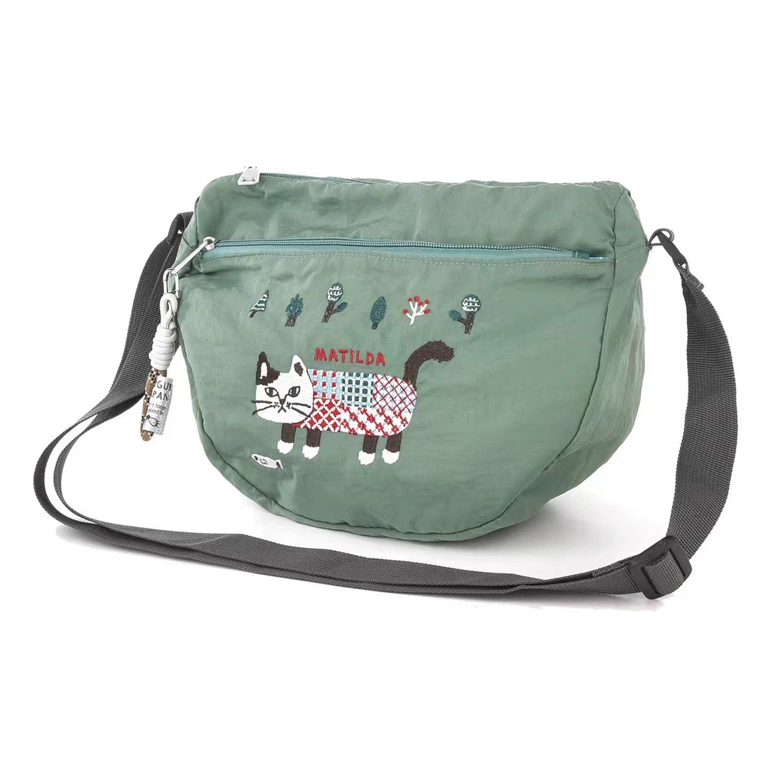 B217     kusuguru刺绣猫咪单肩爬猫绿色7598-2