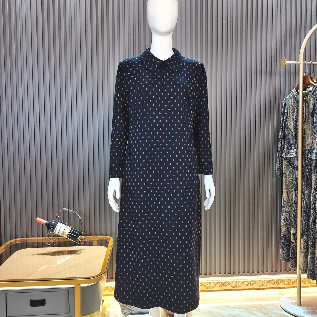 BQ0299品牌貂绒宽松简约藏兰波点花翻领长袖口袋秋冬长款连衣裙