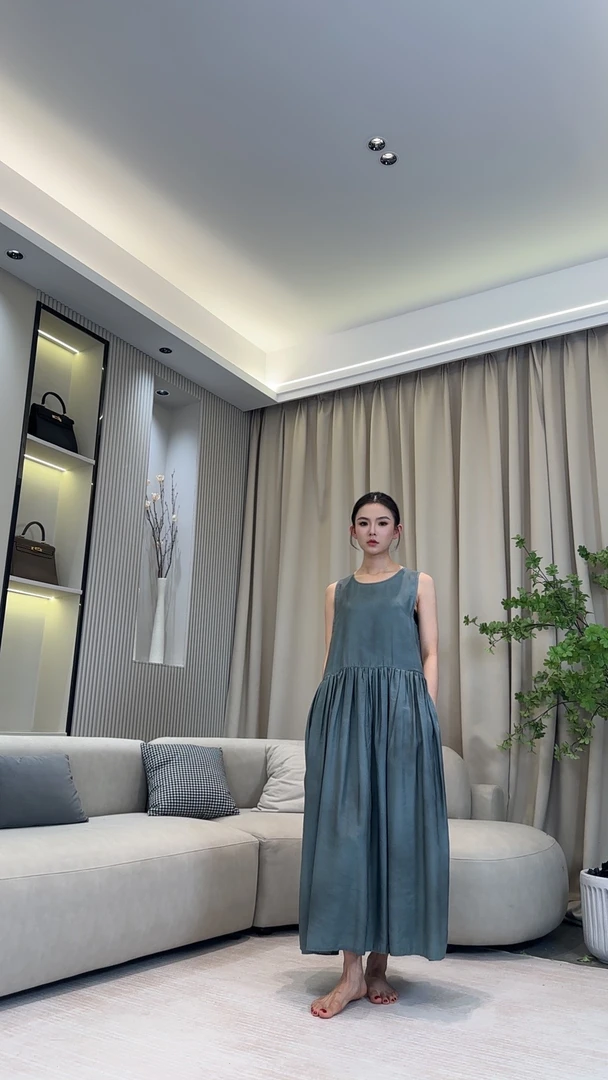 QH777-049{2024年新款服饰}