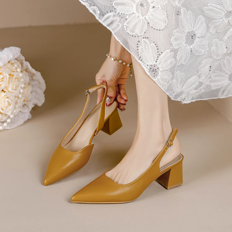 凉鞋女2025夏新中式时尚百搭软皮韩版尖头气质中跟浅口粗跟单鞋女