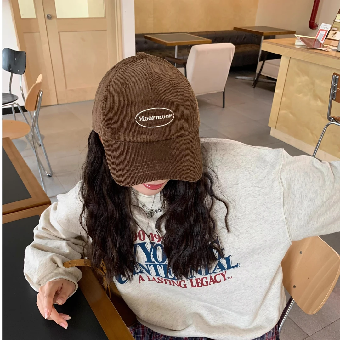 美拉德风棒球帽复古灯芯绒鸭舌帽女秋冬遮阳韩版帽子男百搭显脸小